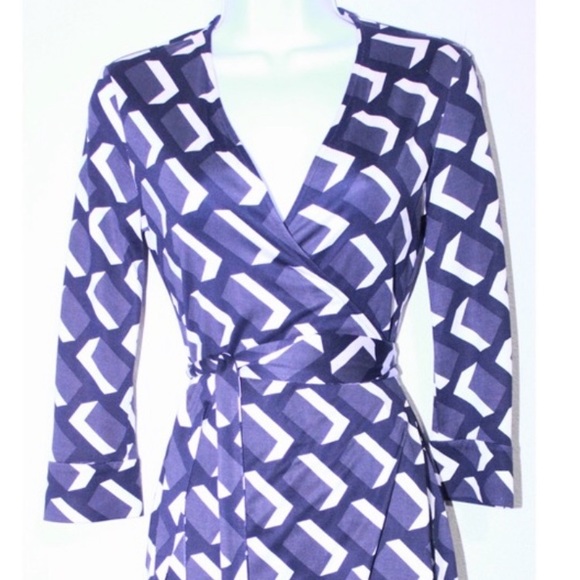 Diane Von Furstenberg Dresses & Skirts - DVF Signature Wrap Dress Diane Von Furstenberg Dresses & Skirts - DVF Signature Wrap Dress